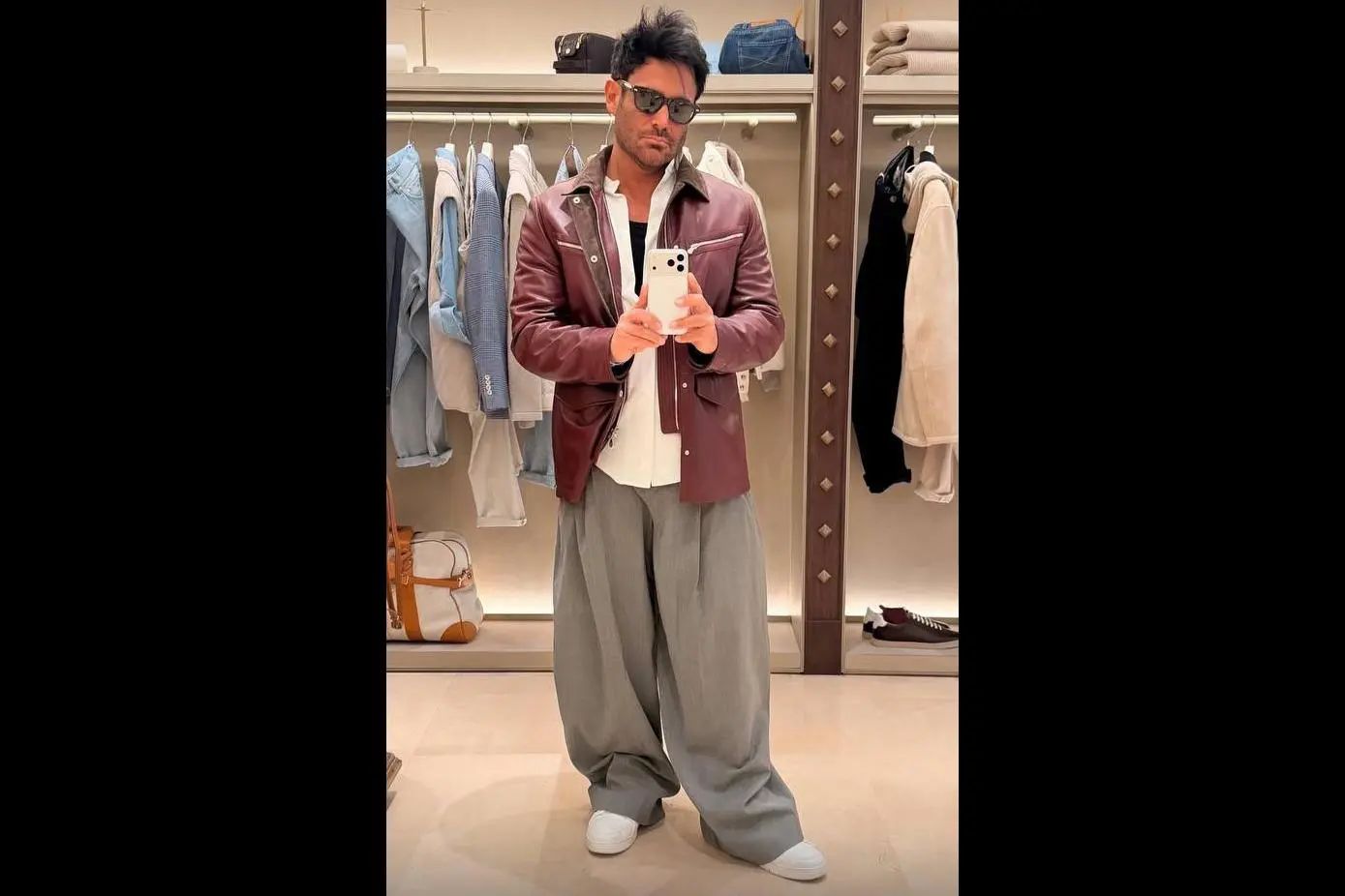 2317586_496