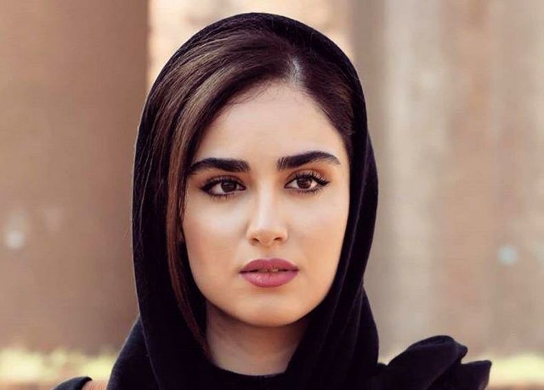 هانیه غلامی زیبایی‌اش را به رخ کشید