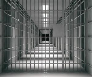 تصویر زندان شهروندان ایرانی در امارات