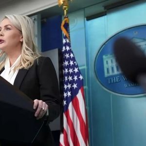 کاخ سفید: آمریکا در حال حاضر قصدی برای حضور نظامی در ایران ندارد