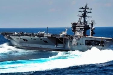 تصویر ناو روسی که در بندرعباس پهلو گرفت