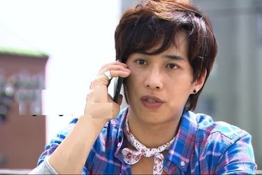 تصاویری از آیدل سابق “سریال خانواده جدید” کنار دختر بامزه‌اش