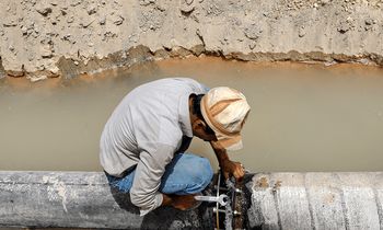 آب‌دزدی در روز روشن از تهران تشنه