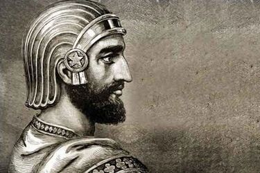 نوحه خوانی یک مداح: کوروش، کبیر نبود/ ویدئو
