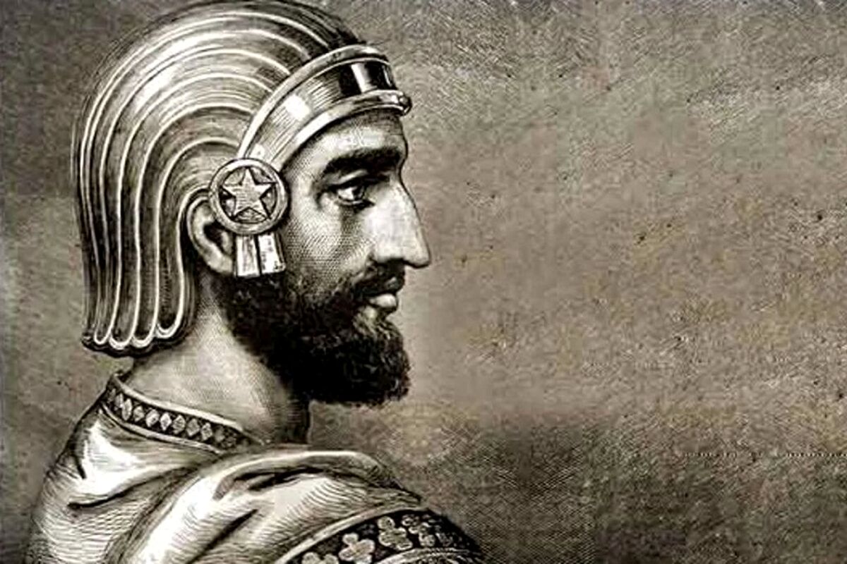 نوحه خوانی یک مداح: کوروش، کبیر نبود/ ویدئو