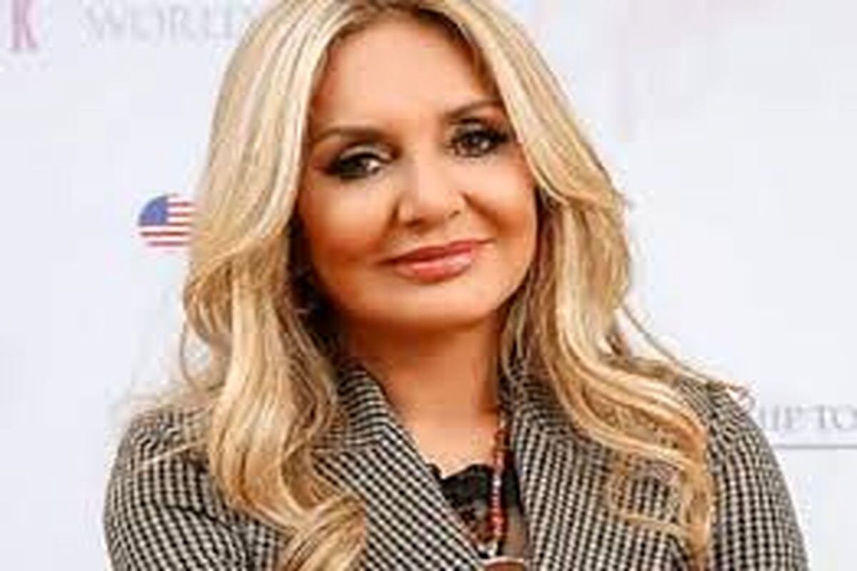 ظاهر «فائقه آتشین» در 5 و 26 سالگی/ عکس
