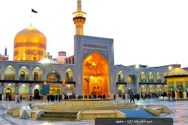 آماده‌سازی حرم امام رضا برای مراسم تشییع رهبر شهید