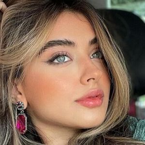 عکس های شخصی بلاگر ایرانی که پنجاهمین زن زیبای ۲۰۲۵ شد