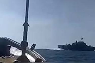 لحظات تعقیب ناو آمریکایی توسط ماهیگیران ایرانی/ ویدئو