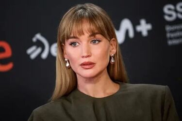 بازیگر زن هالیوود باحجاب شد/ عکس