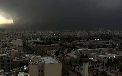 از باران سیاه در تهران تا جاری شدن آب خاکستری در خلیجفارس؛ جنگ چه بلایی سر محیط زیست آورد؟