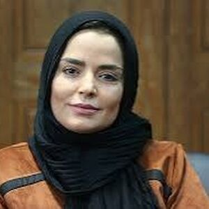 بازیگر «آوای باران» در لباس شمشیربازی/ عکس
