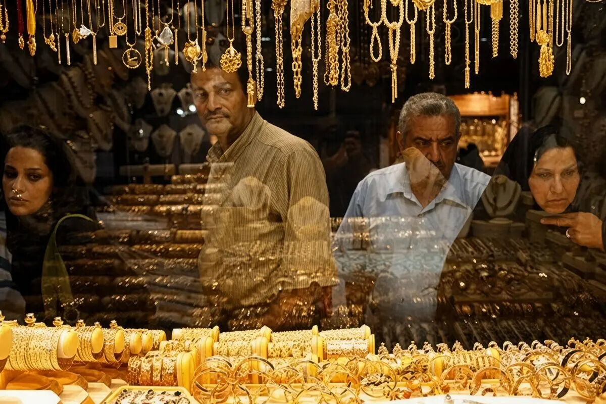 دلار ۲۰۰ هزار، طلا ۲۲ میلیون/ امروز چقدر فقیرتر شدیم؟