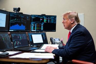 تعرفه‌های تجاری ترامپ؛ چرا الان بهترین زمان برای خرید لپ تاپ استوک است؟