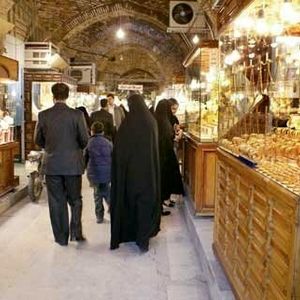 ریزش قیمت طلا و سکه آغاز شد