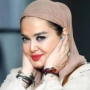 پشت پرده حکم ۸۰ ضربه شلاق برای بهاره رهنما 