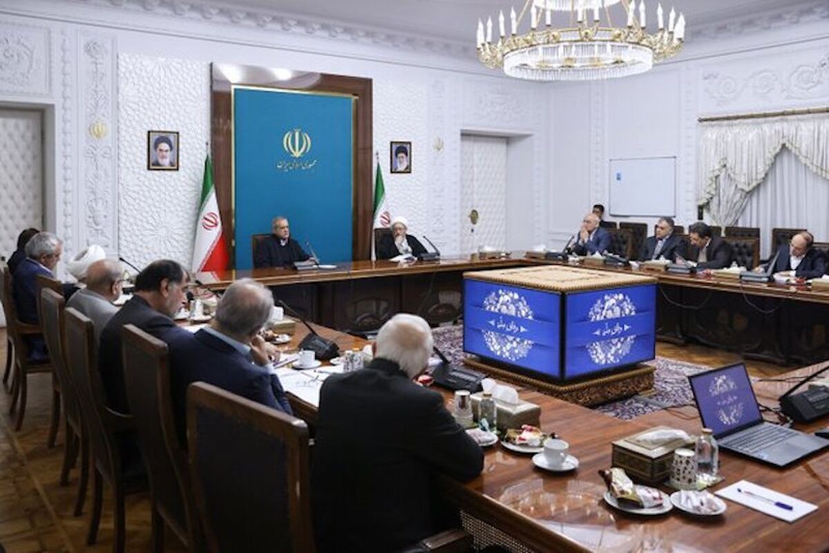 واکنش پزشکیان به تخریب دولت از تریبون‌های رسمی