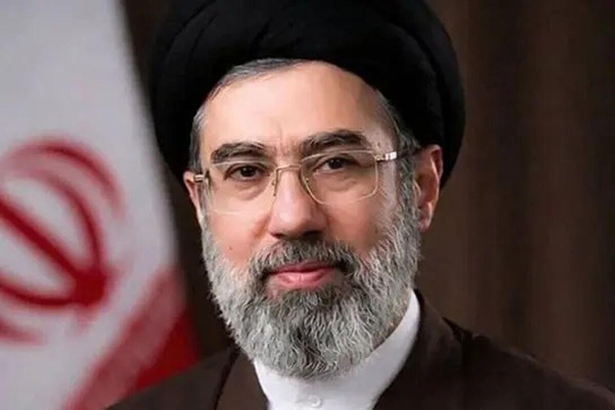 رهبر انقلاب: هرگونه اقدام که موجب سرخوردگی مردم شود کمک به دشمنان ایران است