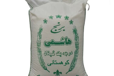 قیمت عجیب غریب برای تیشرتی با طرح گونی برنج/ عکس