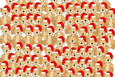 خرس عروسکی بدون کلاه بابانوئل را فقط در 6 ثانیه پیدا کنید