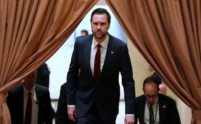 آکسیوس: ونس برای مذاکره با ایران عازم پاکستان می‌شود