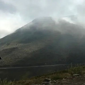 یک روحانی که با پارکور و بلاگری فالوئر جمع میکند