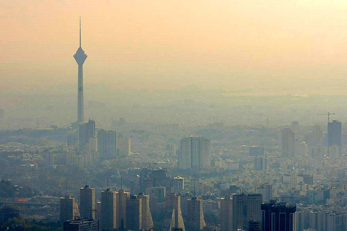 ابر آلودگی هوا روی آسمان تهران