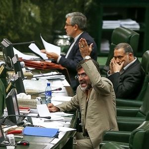 کوچک‌زاده مجلس را بهم ریخت/ ویدئو