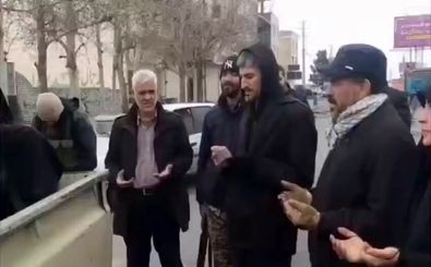 عقد یک زوج با تفنگ در دست، پای تیربار!/ ویدئو