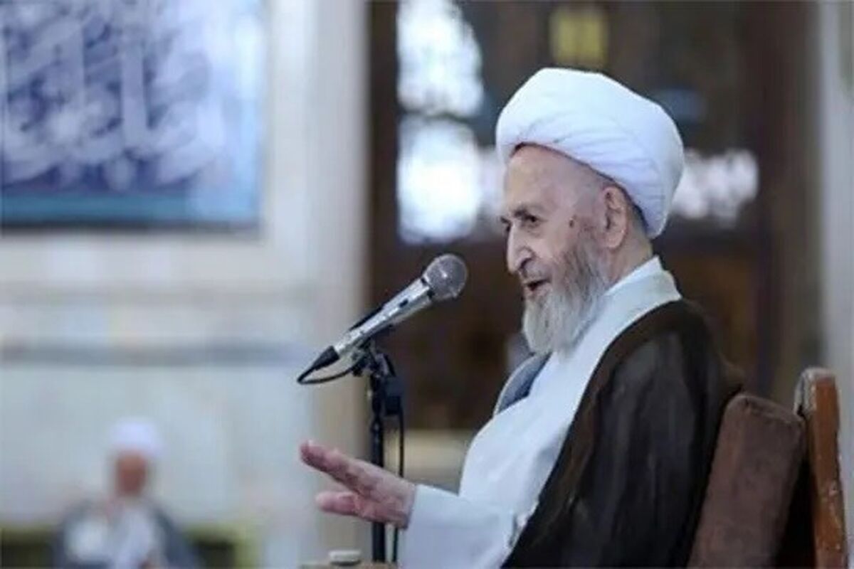 فتوای جنجالی آیت‌الله سبحانی درباره موتورسواری زنان/ حرام است