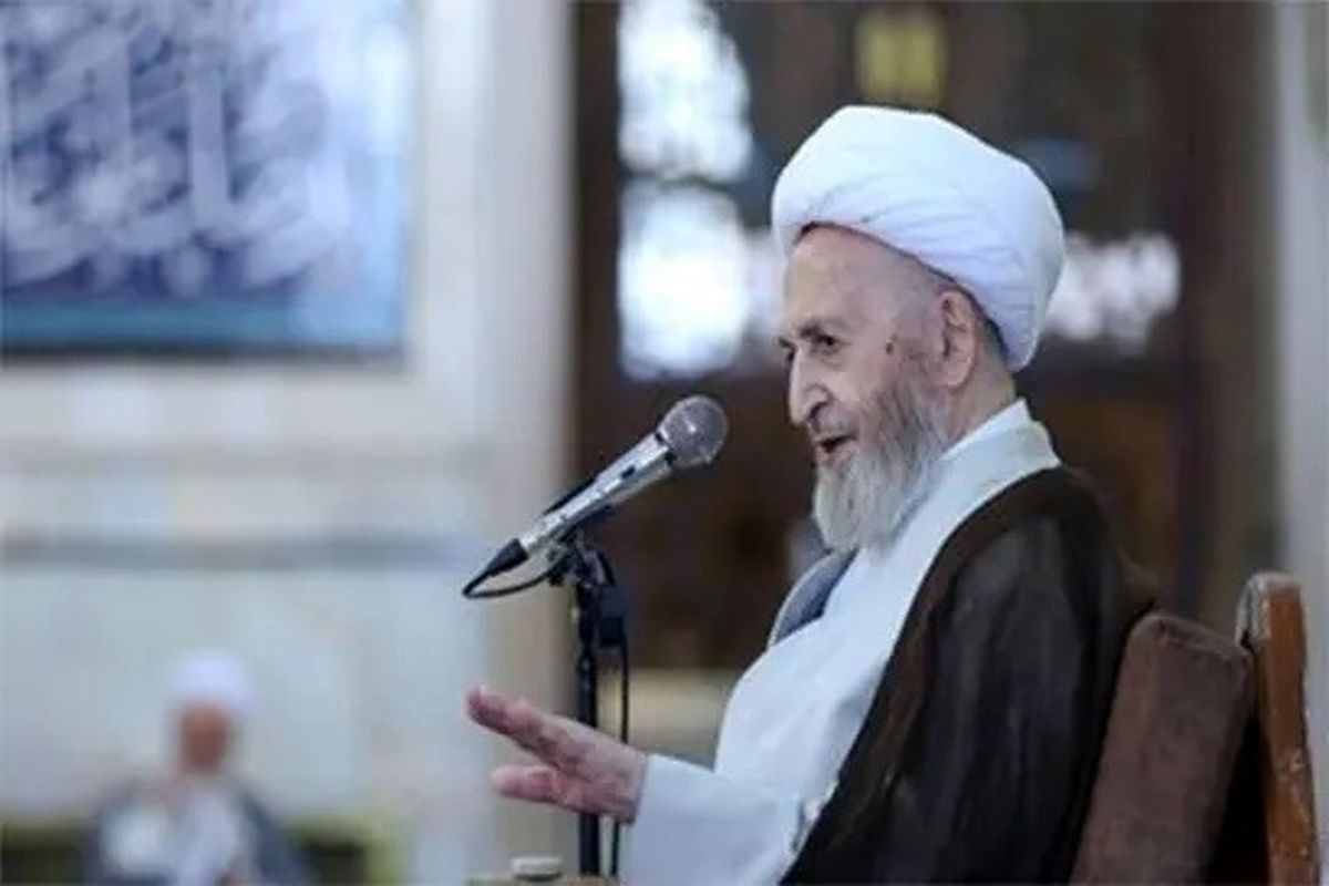 فتوای جنجالی آیت‌الله سبحانی درباره موتورسواری زنان/ حرام است