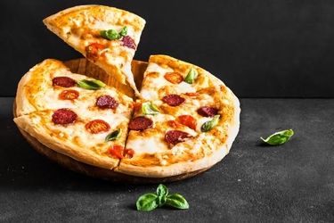 پیتزا هم قسطی شد!/عکس