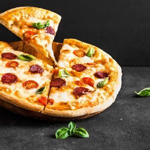 پیتزا هم قسطی شد!/عکس