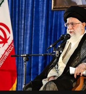 رهبر انقلاب: به کوری دشمن ایران را به اوج ترقی و افتخار می رسانیم
