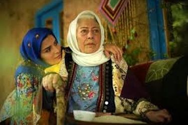 «طلا، ثریا، حشمت خان و قربان» در پشت صحنه سریال سوجان/ عکس