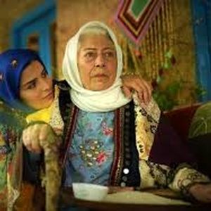 «طلا، ثریا، حشمت خان و قربان» در پشت صحنه سریال سوجان/ عکس