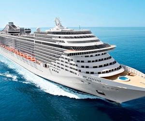 کشتی‌های تفریحی از خلیج فارس فرار کردند