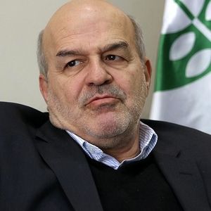 کلانتری:  به روحانی حسادت میکنند!