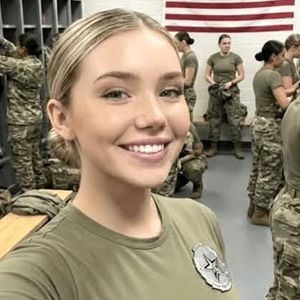 کلاهبرداری یک زن از طرفداران چشم‌چران ترامپ 