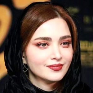 استایل بهنوش طباطبایی در سفر به جنوب وایرال شد