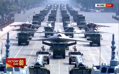 در رژه ارتش سرخ از چه تجهیزاتی رونمایی شد؟