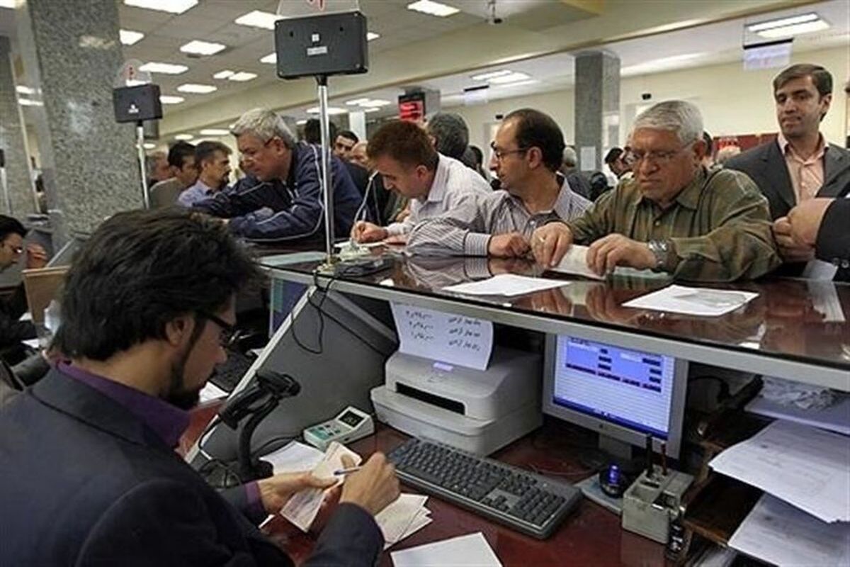 بانک ها ۲۵۶ همت وام به اعضای هیئت مدیره خودشان داده‌ اند
