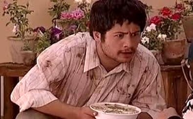 «عباس» 20 سال بعد سریال متهم گریخت و در روسیه/ عکس