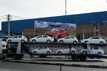 نماد ایران‌خودرو در بورس تعلیق شد