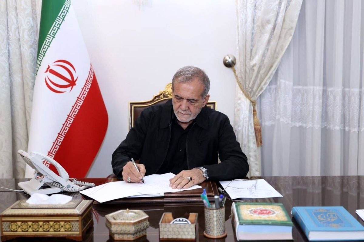 آقای پزشکیان، برای مذاکره و رفع تحریم ها هیچ طرح روشنی نداشتید؟