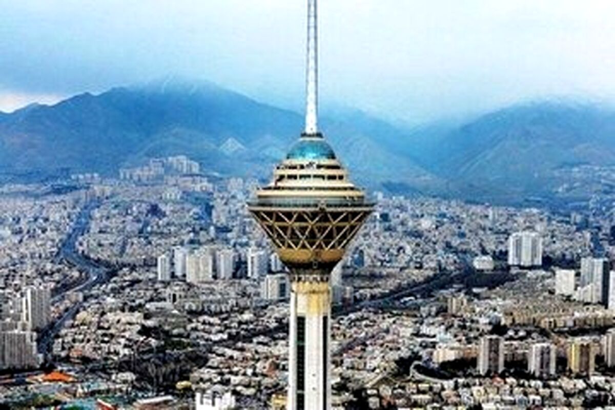تصویری عجیب و ترسناک از آسمان تهران 