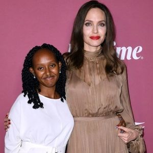 سنگ تمام زهرا جولی برای مادر مشهورش آنجلیناجولی