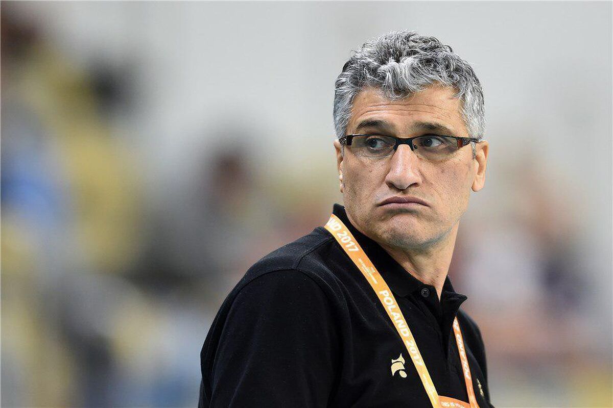 با عجله سرمربی والیبال را انتخاب کنیم هم پولمان می‌رود هم نتیجه