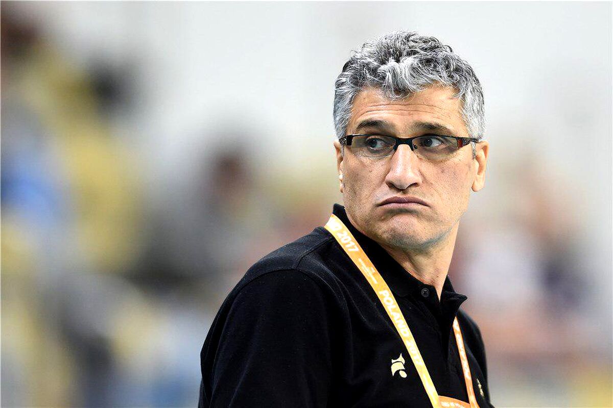 با عجله سرمربی والیبال را انتخاب کنیم هم پولمان می‌رود هم نتیجه