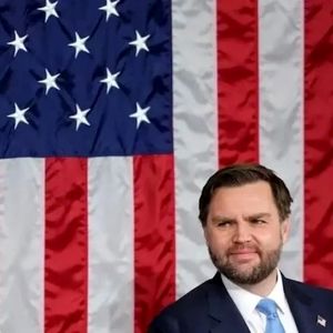 معاون ترامپ: درگیر جنگ تمام‌عیار با ایران نمی‌شویم